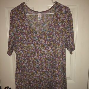 Beautiful 2XL Lularoe Perfect T